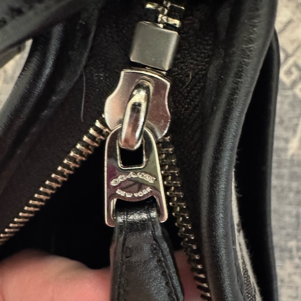 Coach Black Leather Crossbody Bag with Embossed Logo - Picture 4 of 5